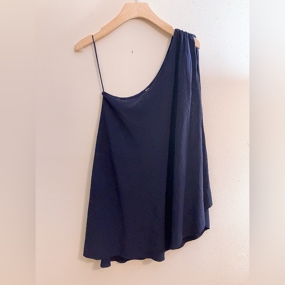 Trina Turk Midnight Blue One-Shoulder 100% Silk Tank Top Blouse Flowy Medium - Picture 2 of 7